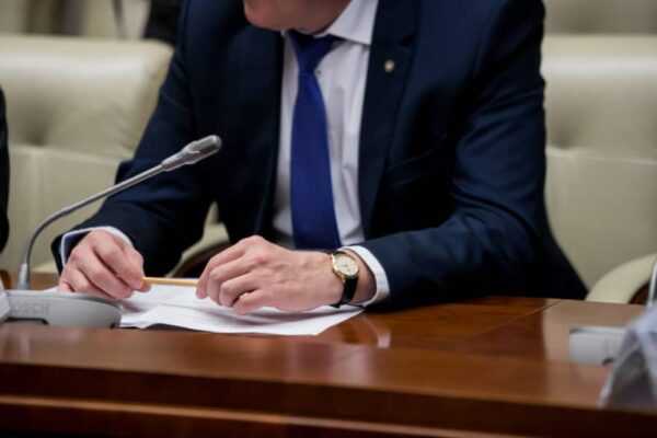 石破首相 トランプ氏から面会を断られる『法律上の制約もあって…』と語るも “YouTuberが先に面会” しコメント殺到「なんか日本がコケにされてる、、」「ノーテンキすぎるだろ石破さん…」