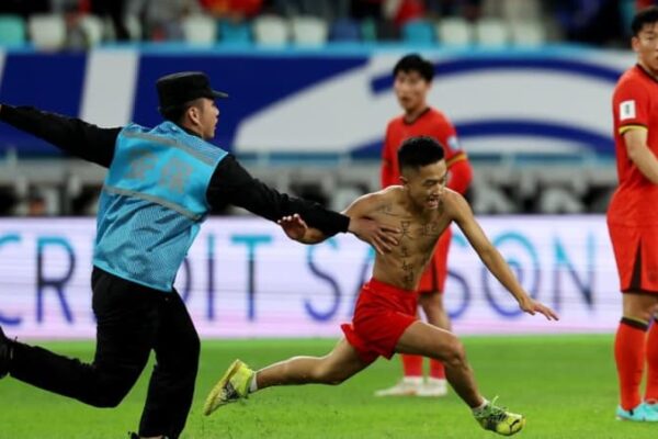 「中国の自爆だ」日本代表戦での中国のマナー違反、プロ野球OBが憤怒！「国歌斉唱に対してブーイングはない」