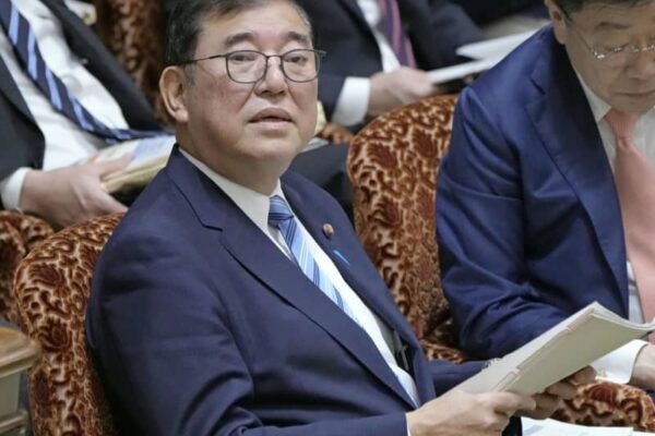 夫婦別姓法案、議員立法が適切