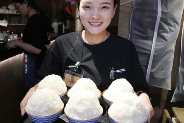 北京の飲食店で新潟米PR
