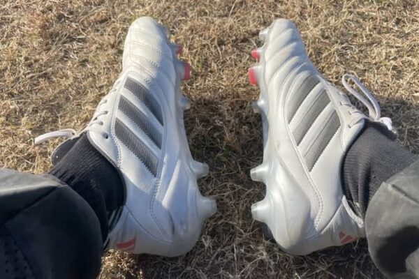 adidasの“日本向け”新スパイク！『コパアイコン2』を履いてサッカーしてみた