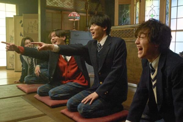 18歳になった男たちは、20歳までの2年間“人生で一回だけ魔法が使える”『僕らは人生で一回だけ魔法が使える』予告編
