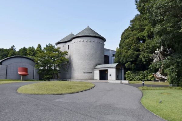 川村美術館、千葉から東京移転へ