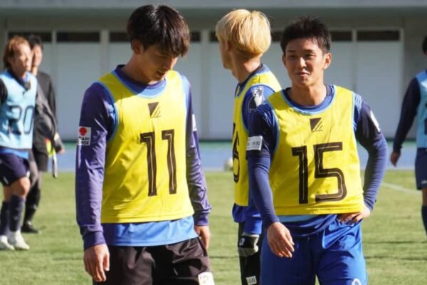 川崎フロンターレアカデミー育ち同期3人のトライアウト、三者三様の挑戦を追う