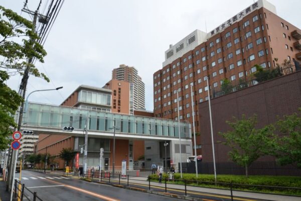 【東京女子医大特別背任事件】現経営陣が元理事長逮捕受け会見、謝罪も見えない正常化への道筋