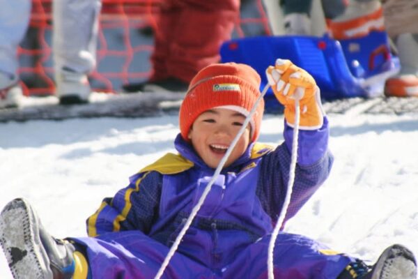 おとな初心者や子どもにおすすめのスキー場はココ！｜ゲレンデデビュー・雪遊びにおすすめのスキー場9選