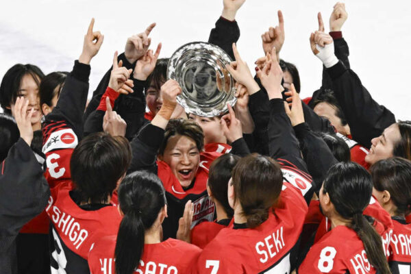 IH、日本女子は3戦全勝
