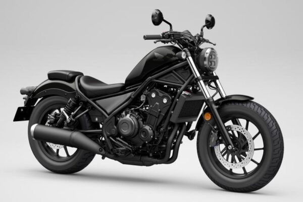 ホンダが大型クルーザー『レブル500』をマイナーチェンジ。2色展開で2月20日より発売