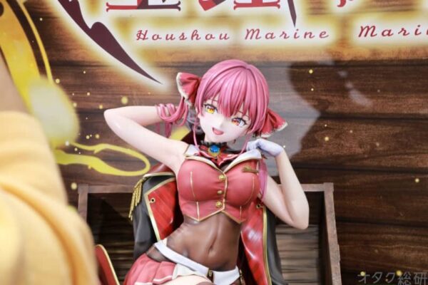 迫力と作り込みが凄い！「宝鐘マリン」等身大フィギュアを撮り下ろし　1/7スケールも用意【WF】