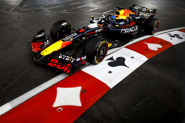 レッドブル栄光の歴史　歴代ドライバー獲得ポイントTOP10【F1】