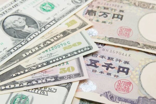 株価はフェイクニュースによって上昇してきたのか？【マクロストラテジストが解説】
