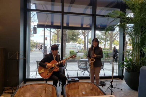 ザ・ゲートホテル横浜 by HULIC、内覧会でワインとジャズを遠慮なく、中華街ではアサリで紹興酒