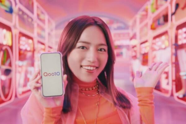 Qoo10「メガ割」新TV-CM「メガ割スタート篇」が2025年2月28日(金)より全国でオンエア開始　川口春奈さんが、Qoo10ショッピングアプリの世界を舞台に、案内人として登場！「さあ！メガ割スタート！」と高らかにメガ割の開始を宣言！