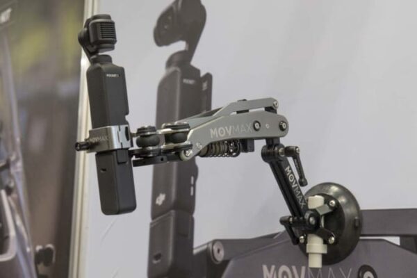 Horizon：MOVMAX「Blade Arm」対応Osmo Pocket 3＆スマホ向けマウント展示！車載撮影をより手軽に[CP+2025展示レポート]