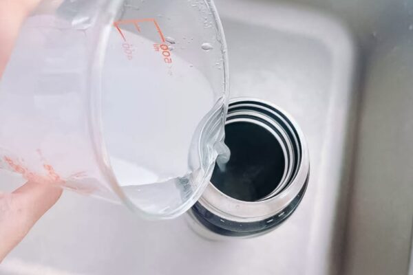 サーモスが教える！　水筒の茶渋汚れを落とす方法に「早く知りたかった」