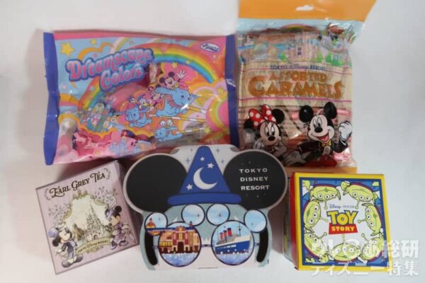 【東京ディズニーリゾート】本気でオススメ！「1千円以下で買えるおみやげお菓子」最新5品を発表！