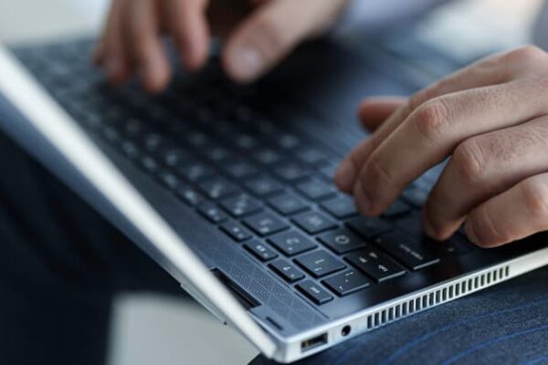 意外と知らない「いまでも純国産でPCを製造している主なメーカーはどこか」