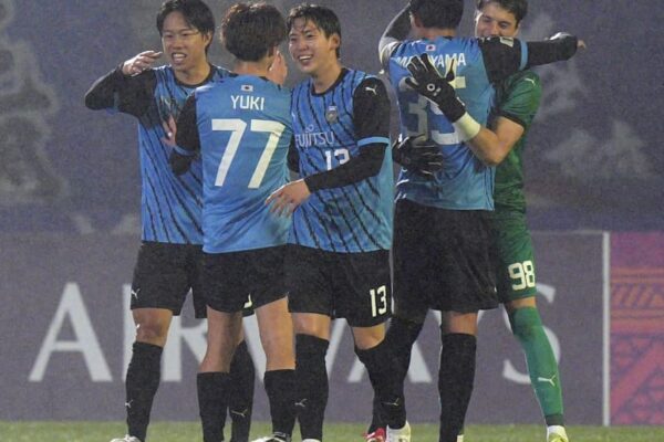 川崎が8強、神戸敗退