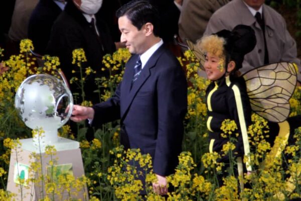 皇室と万博の縁はこんなに深い…20年前は「皇族全体で全パビリオン見学」　大阪・関西万博でも両陛下が開会式へ