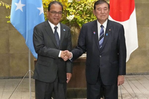 首相、海洋協力強化で一致