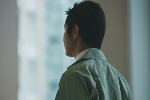 悔しい…年収300万円“元証券マン”の53歳・契約社員が嘆く〈団塊ジュニア世代〉で「社長になる人」と「時給1200円で働く人」の差【ルポ】