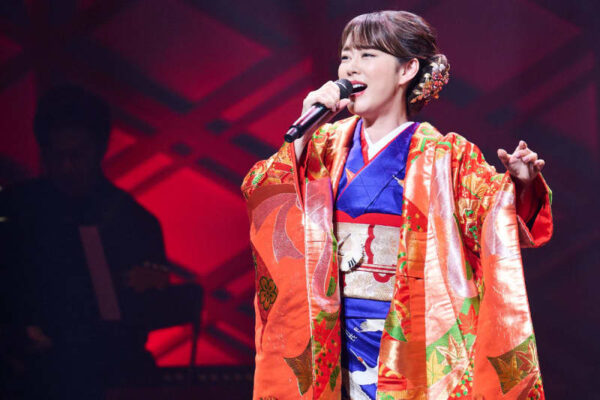丘みどり「新歌舞伎座初座長 デビュー20周年記念 丘みどり 特別公演」開幕