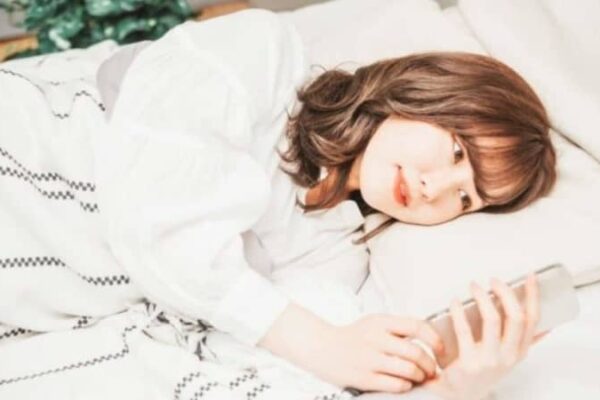 睡眠の質向上で健康に～ブルーライトと睡眠負債の対策と改善策
