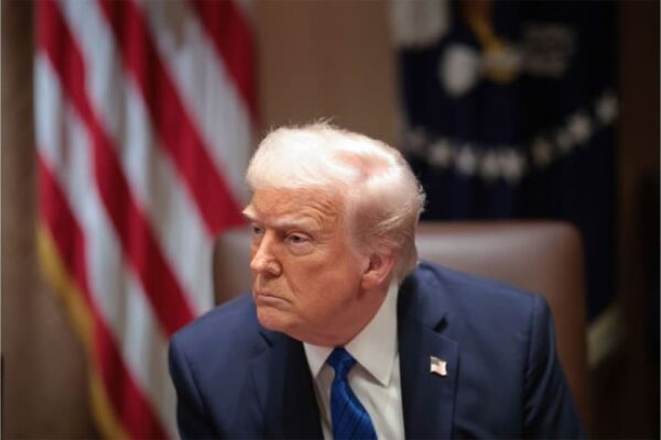 トランプ政権の世界戦略（中）主権重視、同盟堅持、関税を武器に