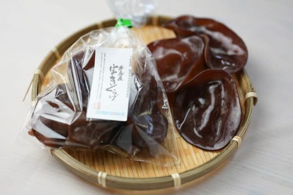 「まるでお刺身…」元ソフトバンク選手が伝授、きくらげの美味しい食べ方！異色の転身で、農家と野球の二刀流