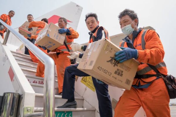中国雲南省、ミャンマーに救援物資を輸送