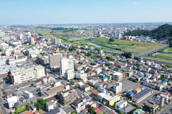 【実はソレ栃木が発祥！】鉄道旅行に欠かせない「駅弁」やカインズなど！各スポットの観光情報も紹介