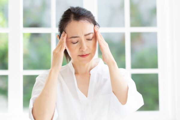 【婦人科・心療内科の医師が教える】更年期のイライラ・モヤモヤには“脳のケア”が近道