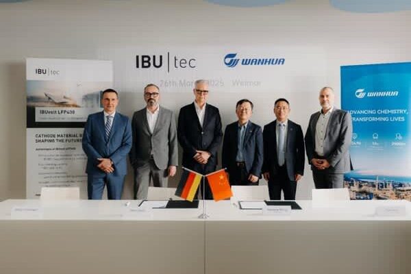 万華化学とIBU-tecは、欧州LFPバッテリー材料の開発に関する共同開発契約を締結し、バッテリー分野における欧州のバリューチェーンの基盤を築きました。