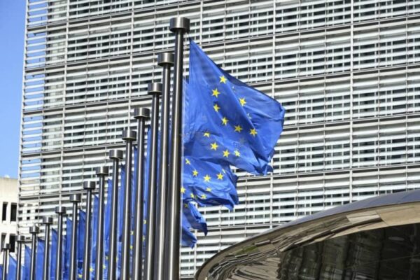EU、車15社に740億円制裁