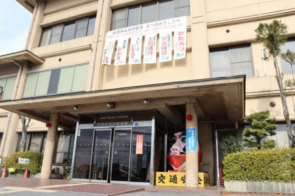 【速報】中国人観光客が石垣よじ登って京都の有名寺院に侵入、容疑で逮捕「休みと分かっていた」