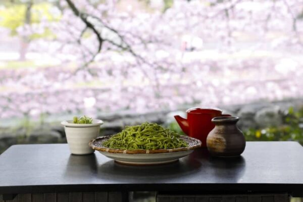 宇治川が一望できる！粗挽き蕎麦と里山料理の店「茶兎里＜さとり＞」オープン｜京都府宇治市