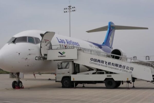 中国国産ジェット旅客機C909、ベトナム国内線に就航