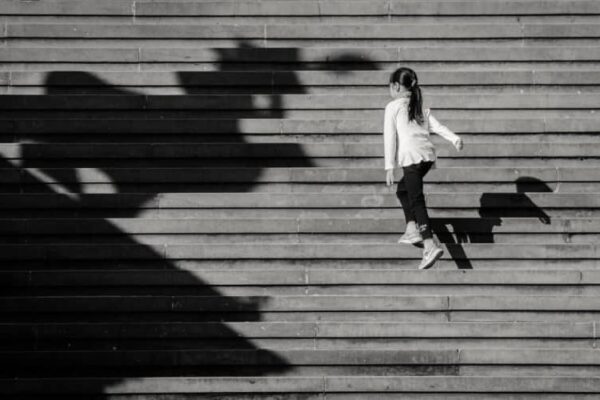 女子児童に自白迫る？日本の警察に中国ネット「開いた口がふさがらない」「男女逆だったら…」