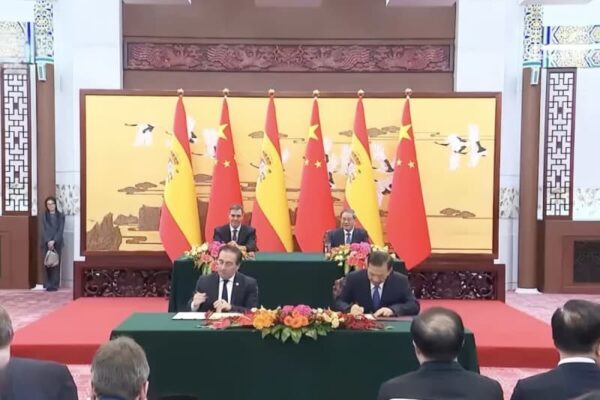 中国・スペイン映画協力強化で合意 米関税政策でハリウッドに打撃