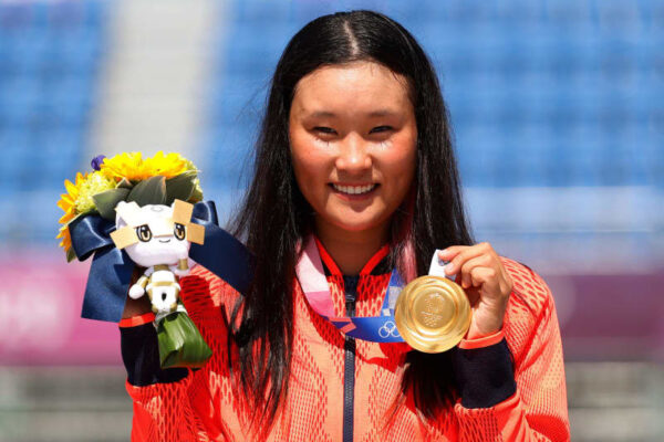 23歳の五輪金メダリストがドイツメーカーの愛車を公開「超おしゃれ」ファン反響「可愛い～♡似合ってる」
