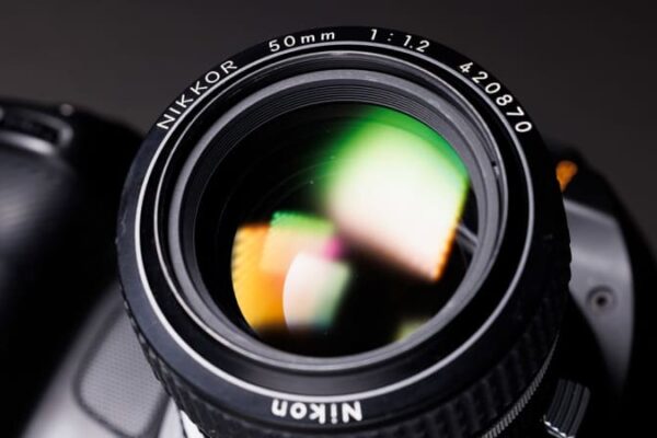 ニコン AI Nikkor 50mm f/1.2S Vol.01 [動画撮影で楽しむ、最新・オールドレンズ研究序説]